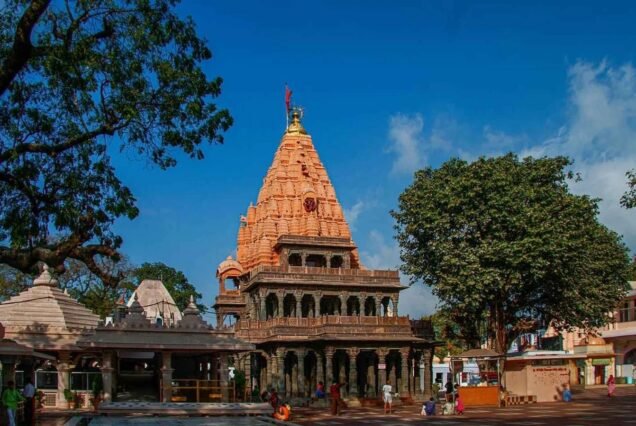 Ujjain Tour Package – Mahakal Darshan, Mangalnath Temple, Baglamukhi Mata, Gadkalika Temple & Sightseeing