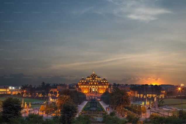 Shri Ram Mandir Darshan during Varanasi Ayodhya Tour Package
