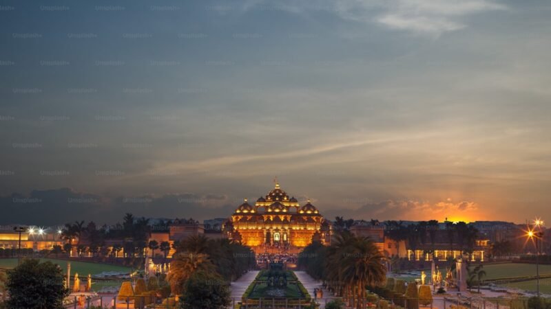 Shri Ram Mandir Darshan during Varanasi Ayodhya Tour Package
